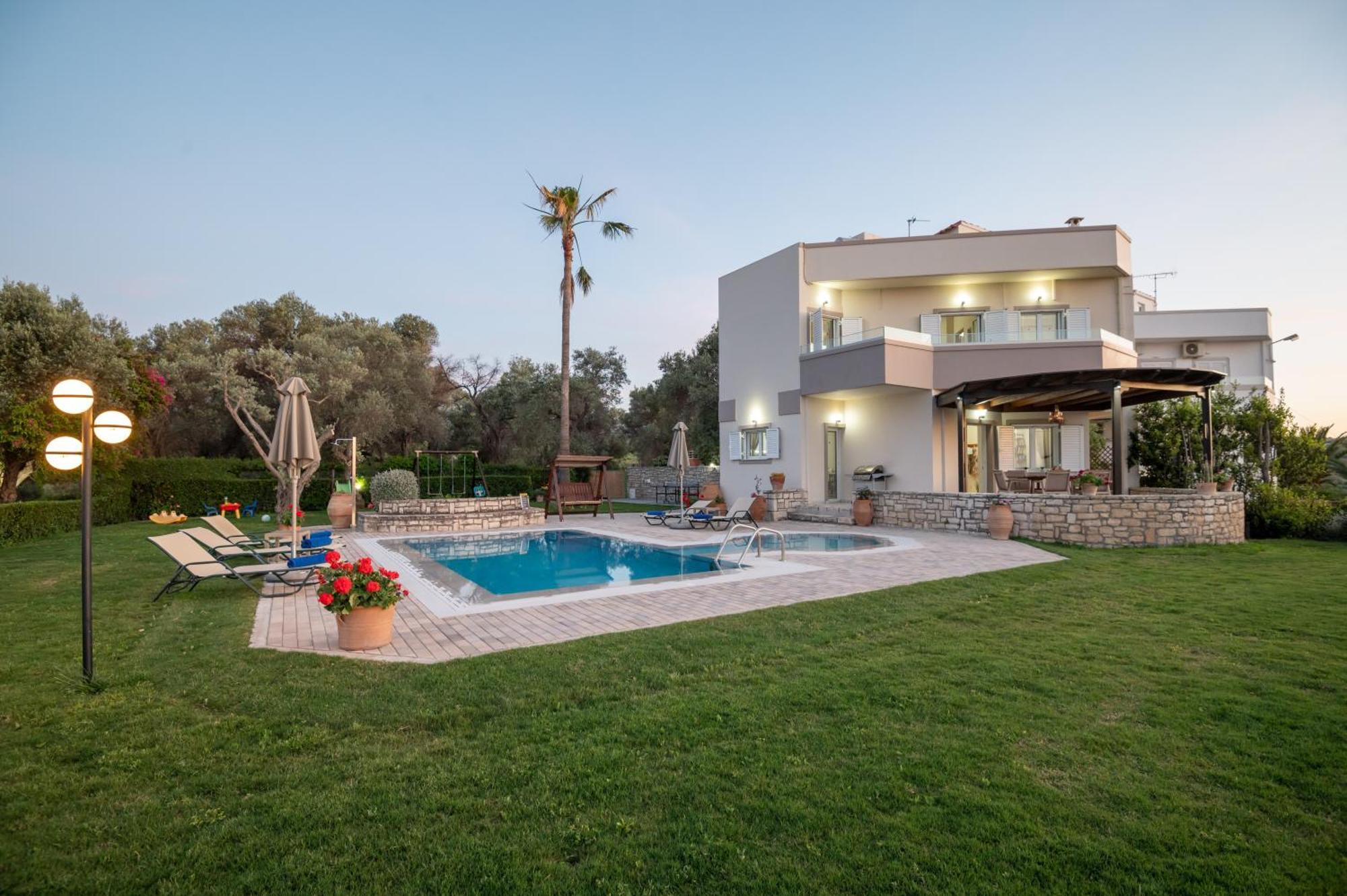 Villa Elisabeth Perama  Exteriör bild