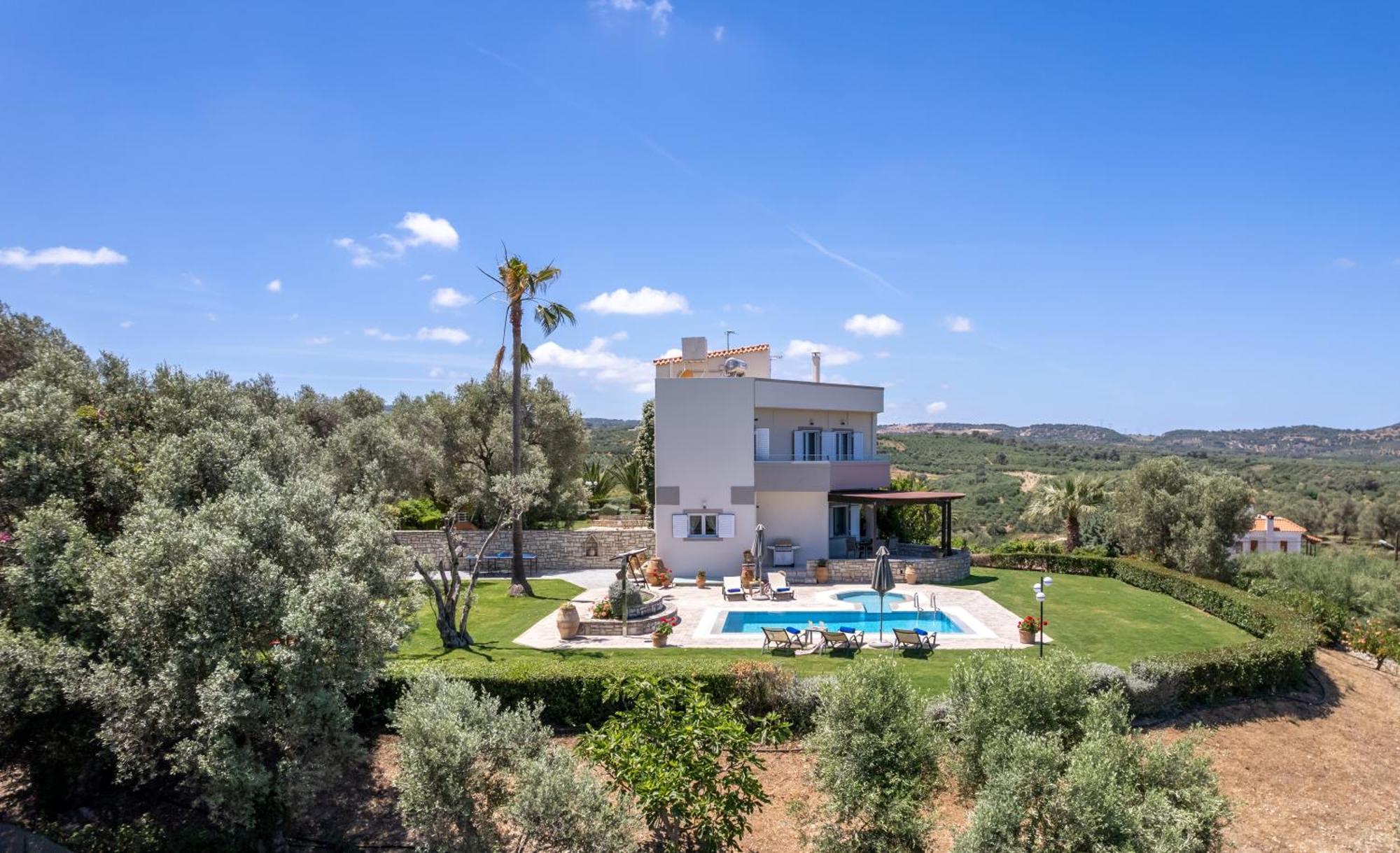 Villa Elisabeth Perama  Exteriör bild