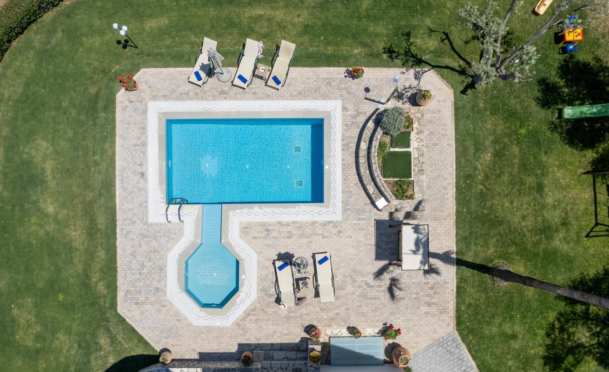 Villa Elisabeth Perama  Exteriör bild